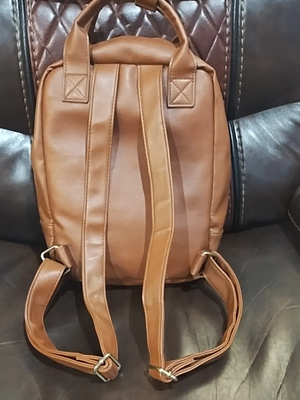 Unbranded Classic Brown Unisex  Backpack - Stylish Everyday Bag